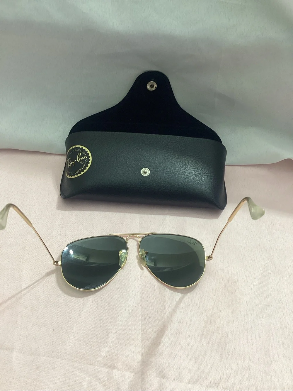 Ray-Ban Aviator Sunglasses in Gold with Green Lenses